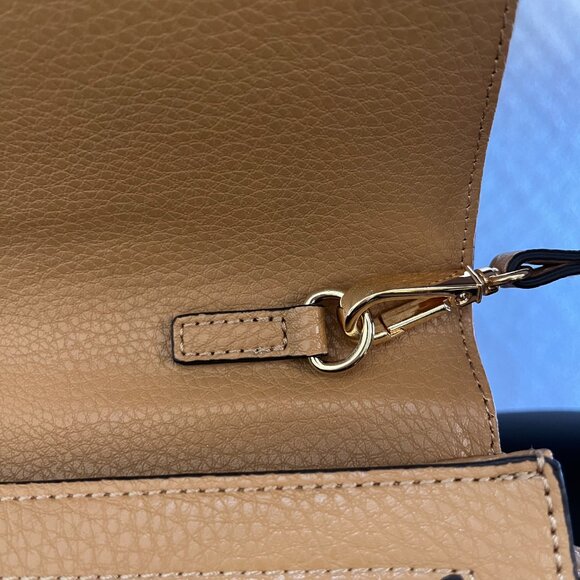 Anne Klein - Brown Leather & Tan Straw Crossbody with Flower Details - NWOT - Picture 9 of 9